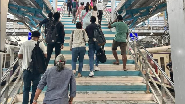 Mumbai Local Train Services Update