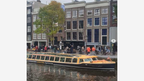 Most Popular Tourist Destinations Most Popular Tourist Destinations