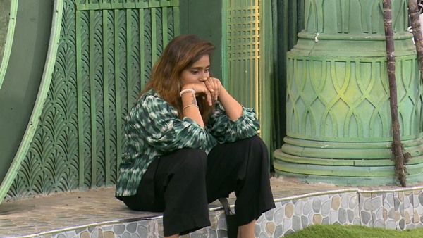 Bigg Boss Tamil 8 Elimination Jacquline Evicted Ahead Of Finale From Vijay Sethupathi s Show