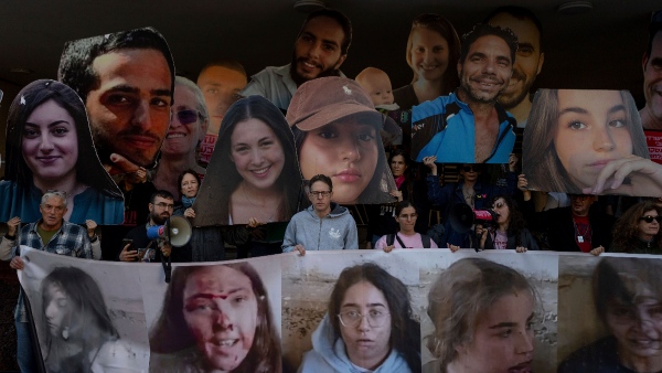 Hamas and Israel Agree to End 15-Month War Report