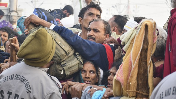 Mahakumbh 2025 stampede Tragedy 30 Dead In Stampede 5 Still Unidentified