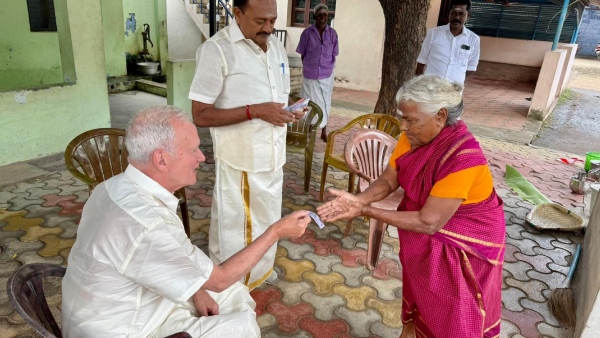 American Man Celebrates Pongal