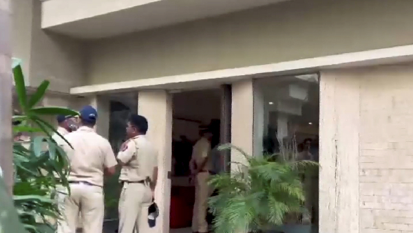 Saif Ali Khan Attacked How Much Is Saif Ali Khan s Bandra Home Worth Saif Ali Khan Attacked How Much Is Saif Ali Khan s Bandra Home Worth