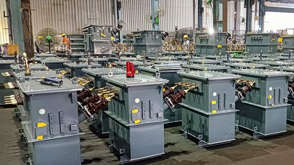 Transformer Theft Leaves Soraha Village In Uttar Pradesh In Darkness As Residents Shiver In Cold Transformer Theft Leaves Soraha Village In Uttar Pradesh In Darkness As Residents Shiver In Cold