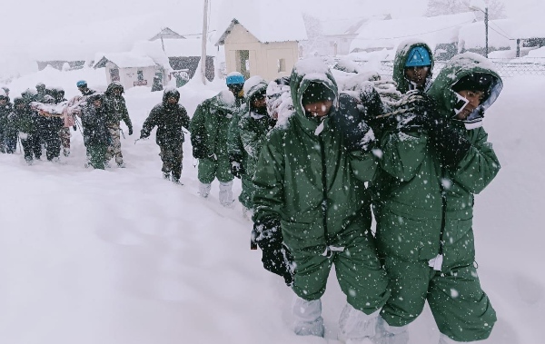 Uttarakhand Avalanche CM Dhami Leads Rescue Efforts as 32 Workers Saved 25 Still Trapped