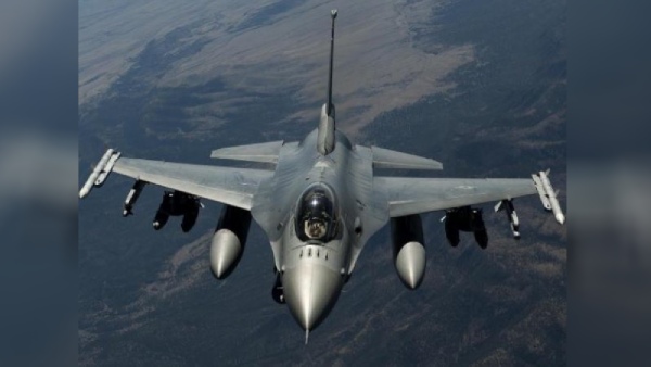 Pakistan Air Force s F-16