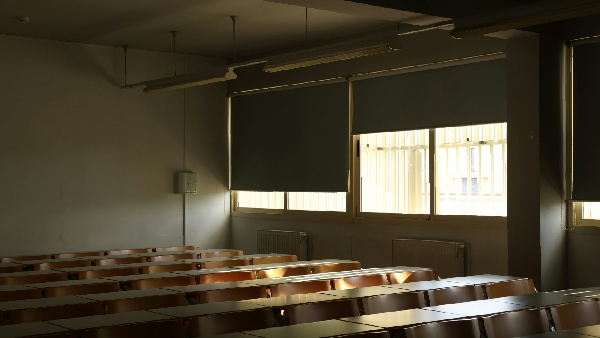 Prayagraj Schools Closed News