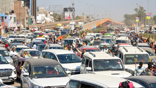 CM Yogi Adityanath Is Upset Over Traffic Jams