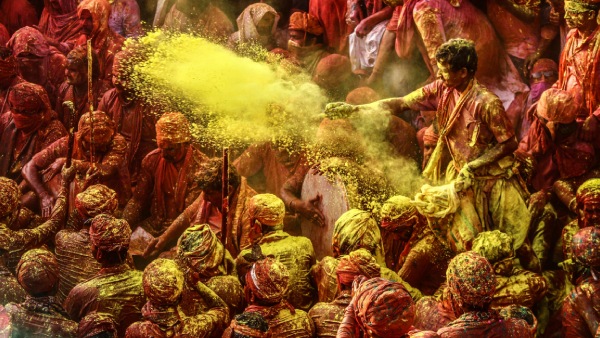 Holi Playlist Trending Songs to Bring Colors Joy and Festive Vibes to Your Celebration Holi Playlist Trending Songs to Bring Colors Joy and Festive Vibes to Your Celebration