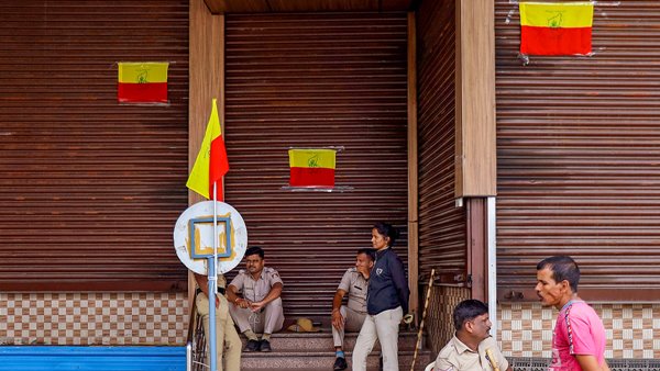 Karnataka Bandh What s Behind 12-Hour Shutdown In Bengaluru amp amp Beyond Explained In 10 Questions Karnataka Bandh What s Behind 12-Hour Shutdown In Bengaluru amp amp Beyond Explained In 10 Questions
