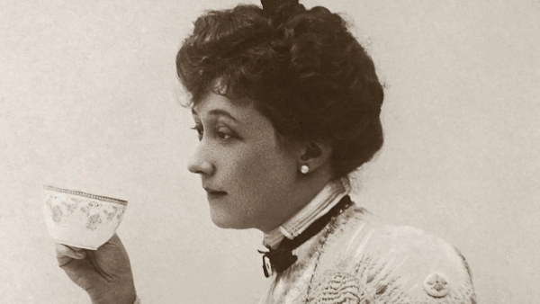 Viral Video Unveils Alleged Iron Panties Viral Video Unveils Alleged Iron Panties