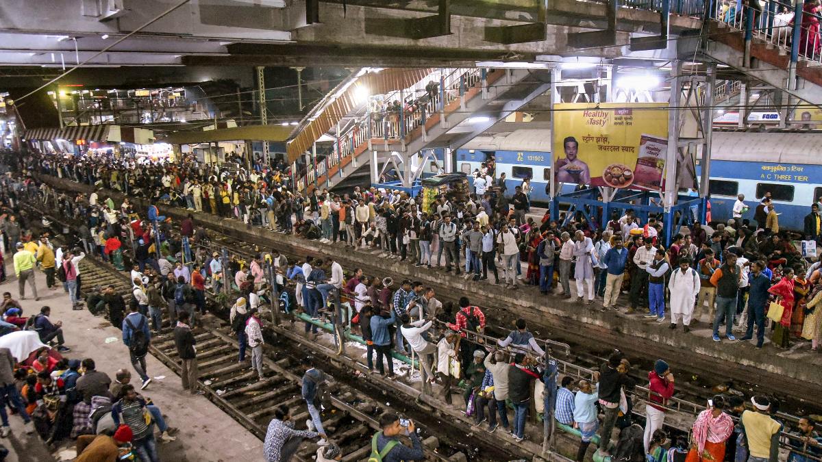 Railways To Build Permanent Outside Waiting Areas Wider FOBs At 60 Major Stations