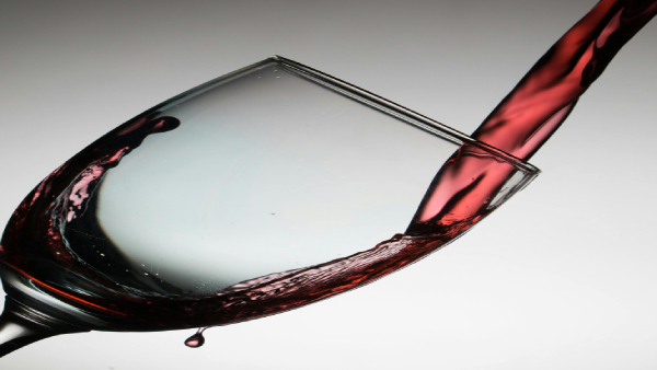 Study Debunks Myth Red Wine No Healthier Than White Both Linked To Cancer Risk
