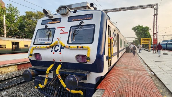 Chennai Beach- Chengalpattu AC Local Train Reduce Ticket Fares Increase Frequency Of Trains Netizens Say