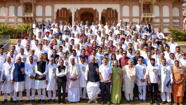 Banking At The Sabarmati CWC Meet For Revival Can Congress Reclaim Its Lost Glory Banking At The Sabarmati CWC Meet For Revival Can Congress Reclaim Its Lost Glory