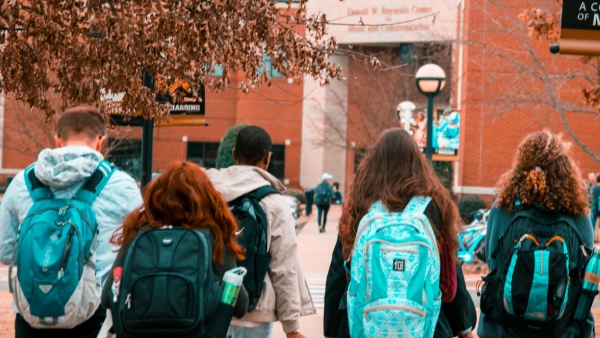 OPT Axe Looms On Indian Students In US OPT Axe Looms On Indian Students In US