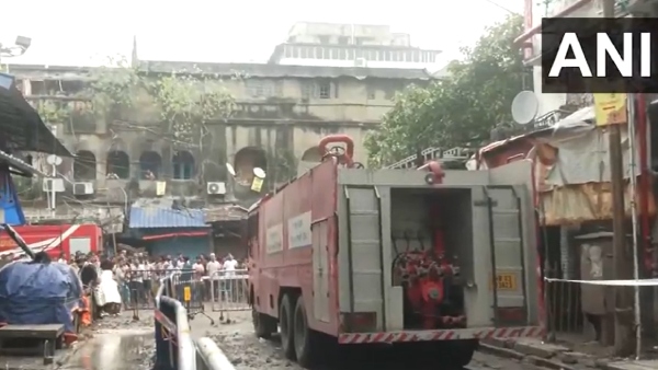 14 Dead In Kolkata Hotel Fire