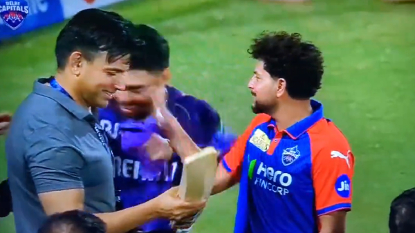 Kuldeep Yadav Slaps Rinku Singh