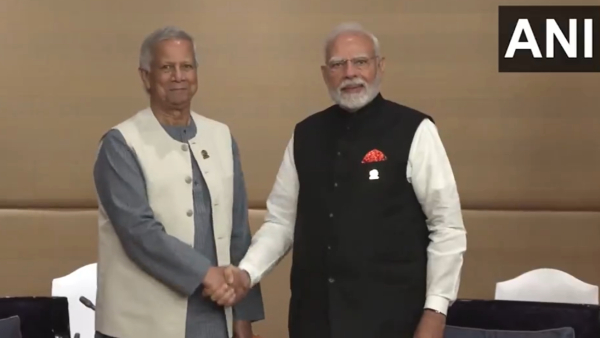 PM Modi Meets Bangladesh s Chief Adviser Yunus In Bangkok