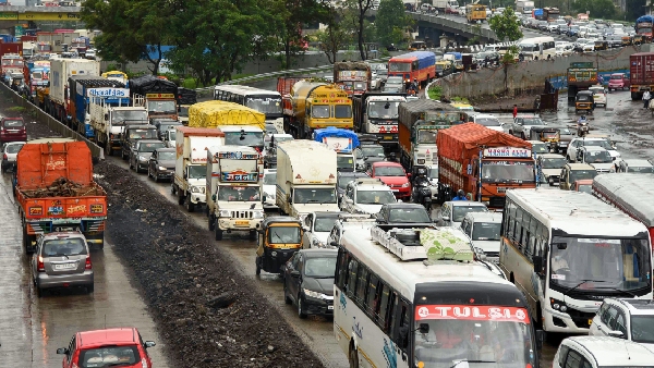 Sion-Panvel Highway Features Sion-Panvel Highway Features