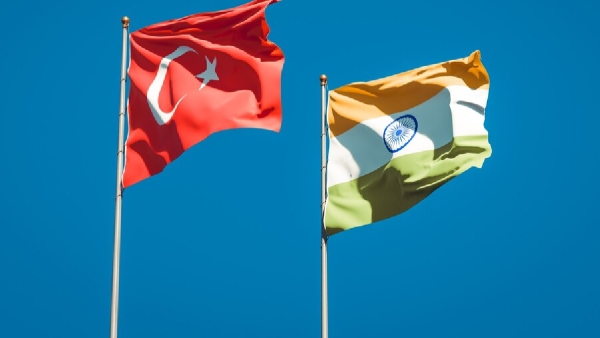 Turkiye and India Flags Turkiye and India Flags