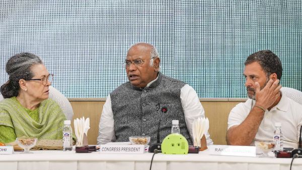 Congress Working Commitee Meet