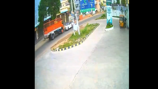Accident Caught On Camera Speeding Car Rams Truck Kills 3 On Spot in Hyderabad Accident Caught On Camera Speeding Car Rams Truck Kills 3 On Spot in Hyderabad