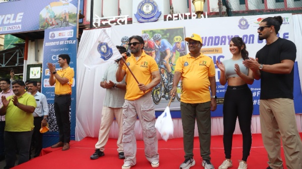 Sundays on Cycle Sundays on Cycle