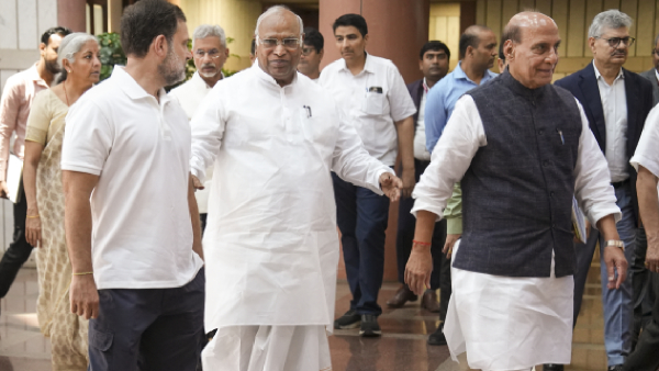 Operation Sindoor India Pakistan tension all-party meeting Rahul Gandhi Mallikarjun Kharge terror camps in Pakistan POK strikes Indian Army operation Pahalgam terror attack Amit Shah Rajnath Singh S Jaishankar Kiren Rijiju Indian military offensive Jaish-e-Mohammed Lashkar-e-Taiba Hizbul Mujahideen cross-border strikes Pakistan retaliation government briefing opposition leaders India national security Operation Sindoor India Pakistan tension all-party meeting Rahul Gandhi Mallikarjun Kharge terror camps in Pakistan POK strikes Indian Army operation Pahalgam terror attack Amit Shah Rajnath Singh S Jaishankar Kiren Rijiju Indian military offensive Jaish-e-Mohammed Lashkar-e-Taiba Hizbul Mujahideen cross-border strikes Pakistan retaliation government briefing opposition leaders India national security