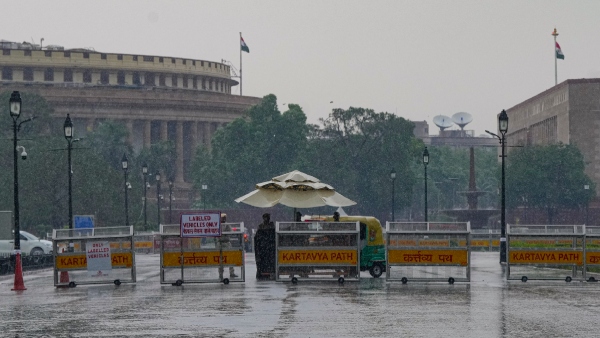Delhi Records 25 8 C Minimum After Rainfall AQI at Moderate Level