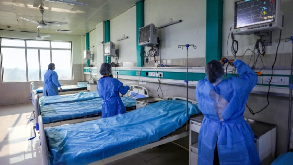 Mumbai Sees COVID-19 Surge in May BMC Increases Monitoring Tracks JN 1 Variant Mumbai Sees COVID-19 Surge in May BMC Increases Monitoring Tracks JN 1 Variant