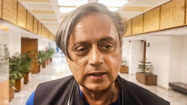 Congress leader Shashi Tharoor Congress leader Shashi Tharoor