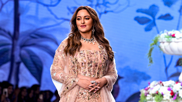 Bollywood actor Sonakshi Sinha Bollywood actor Sonakshi Sinha