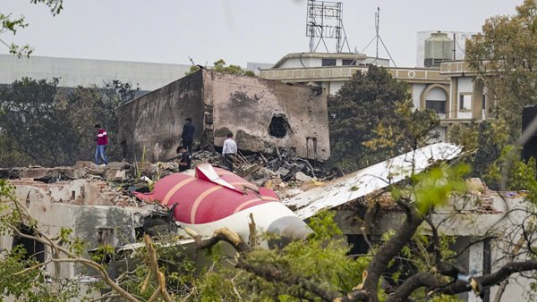 India Considers Grounding Boeing 787-8 Fleet Following Fatal Ahmedabad Crash