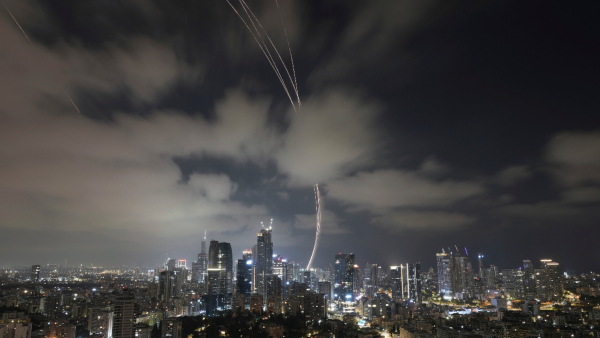 Israel s air defense system fire to intercepts missiles launched from Iran over Tel Aviv Israel on Sunday June 15 2025 Israel s air defense system fire to intercepts missiles launched from Iran over Tel Aviv Israel on Sunday June 15 2025