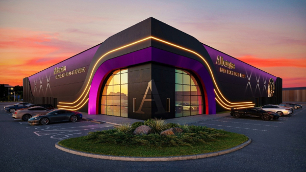 Albatross Launches in Style