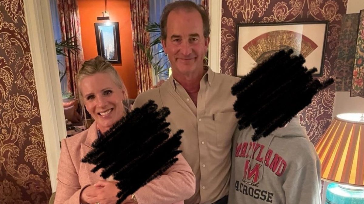 Kristin Cabot's Husband In Spotlight After Coldplay Kiss Cam Clip Sparks  Divorce Talk - Oneindia News