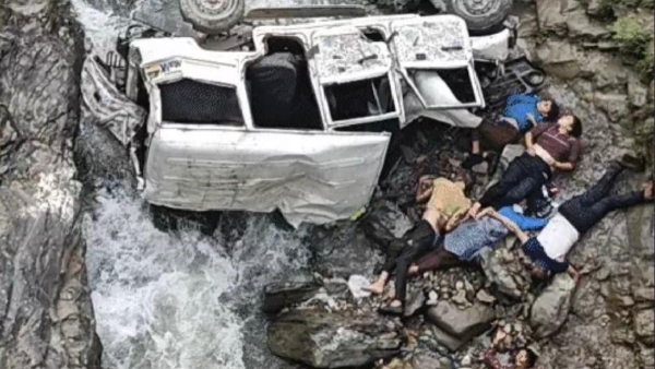 Uttarakhand 8 Killed Several Injured As Vehicle Plunges Into Gorge Near Suni Bridge