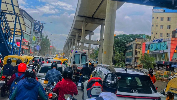 Bengaluru s Traffic Fix ORR Gridlock May Ease with Early Shifts and WFH Wednesdays Bengaluru Police Think So