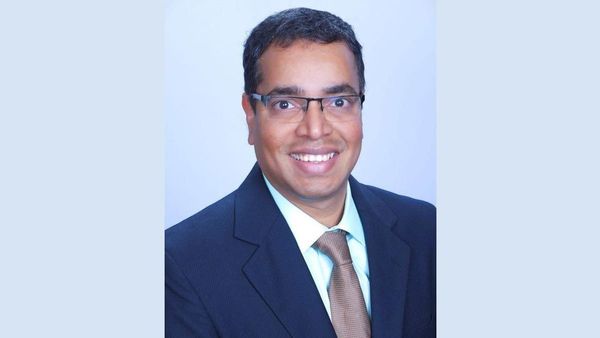 Sanjay Vichare s Transformation of Sales and Service Sanjay Vichare s Transformation of Sales and Service