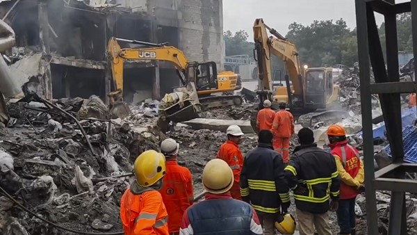 Telangana Plant Explosion 9 People Still Missing Expert Committee To Visit The Site Telangana Plant Explosion 9 People Still Missing Expert Committee To Visit The Site