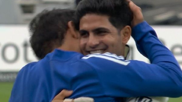 Gautam Gambhir Hugs Shubman Gill Gautam Gambhir Hugs Shubman Gill