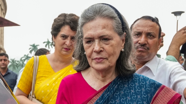 BJP Hits Back At Congress Cites Ghuspaithi Voters And Sonia Gandhi Voter ID Row BJP Hits Back At Congress Cites Ghuspaithi Voters And Sonia Gandhi Voter ID Row