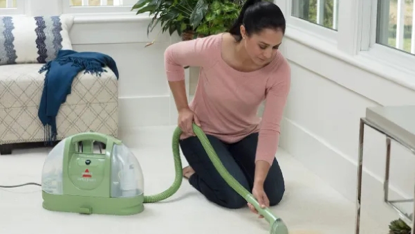 BISSELL Little Green Portable Deep Cleaner BISSELL Little Green Portable Deep Cleaner