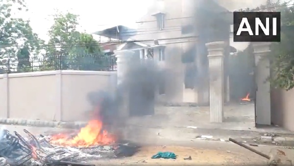 Protesters Set Nepal PM s house on fire Protesters Set Nepal PM s house on fire