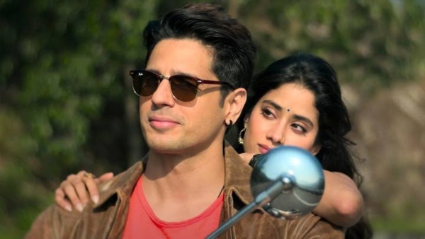 Param Sundari Box Office Collection Day 4 Sidharth Malhotra-Janhvi Kapoor s Romantic Comedy Sees Monday Dip Param Sundari Box Office Collection Day 4 Sidharth Malhotra-Janhvi Kapoor s Romantic Comedy Sees Monday Dip