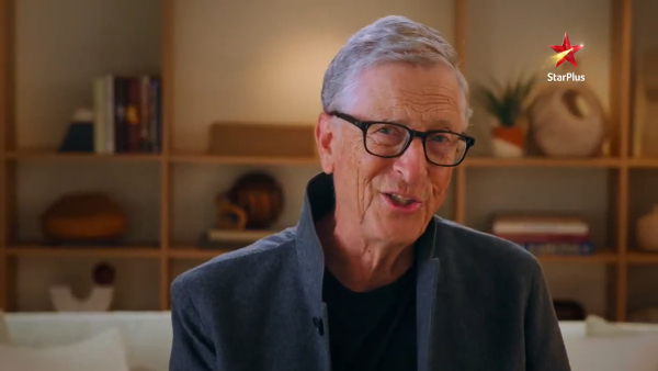 Fans Wonder Why Bill Gates Is in Smriti Irani s Kyunki Saas Bhi Kabhi Bahu Thi 2 Fans Wonder Why Bill Gates Is in Smriti Irani s Kyunki Saas Bhi Kabhi Bahu Thi 2