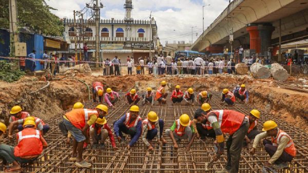 Explained What Is Kafala System amp amp Why Has Saudi Arabia Abolished It