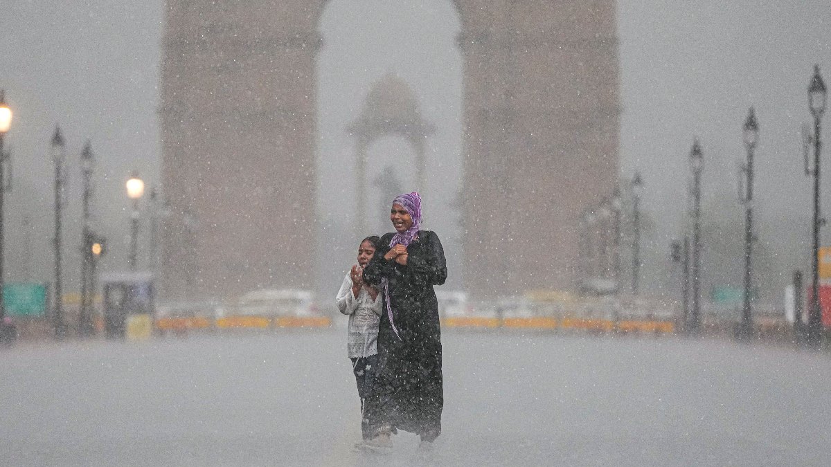 Artificial Rain In Delhi: Cloud Seeding Flight Tests Successful Ahead Of  October 29 Launch - Oneindia News