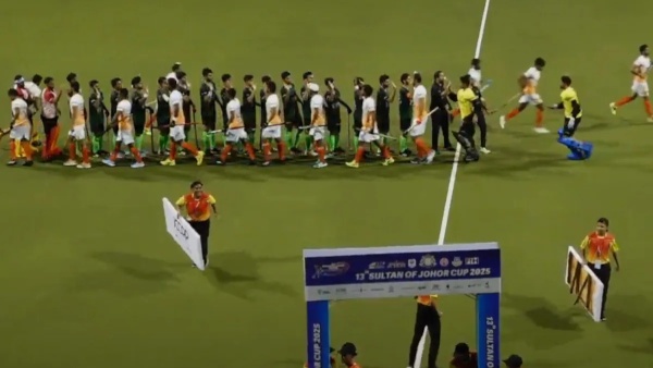 India Pakistan Hockey India handshake India Pakistan Hockey India handshake